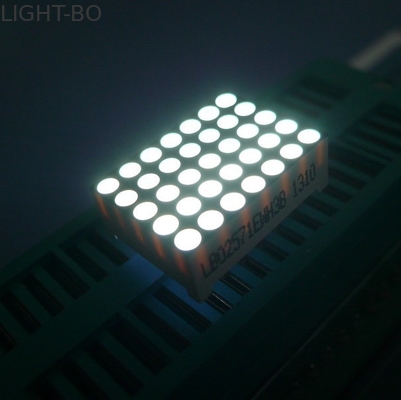 良い価格 伝言板のための高く明るく適用範囲が広い0.7inch 5*7のドット マトリクスの表示LEDスクリーン オンライン