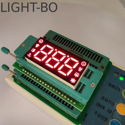 冷蔵庫制御装置の赤色3桁の7セグメントLEDディスプレイ