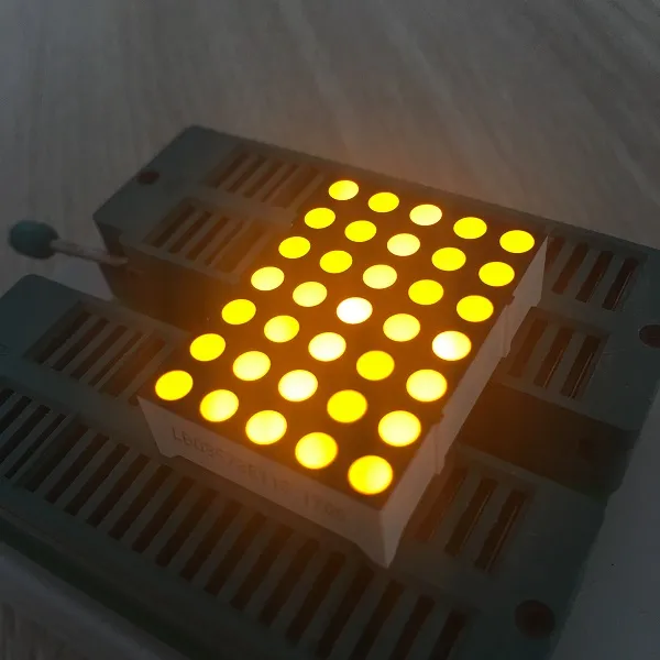 超明るい黄色ドットマトリックスLEDディスプレイ 3mm 移動サイン/メッセージボード 4