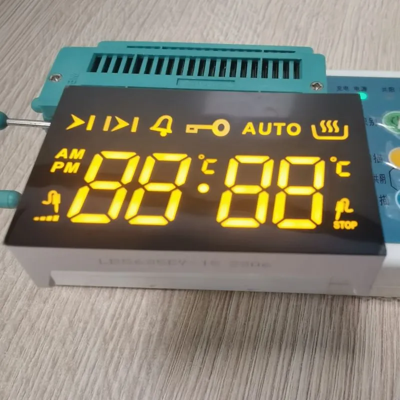 ウルトラアンバーLEDディスプレイ 7セグメント 4桁の共用カソード 4キータッチ オーブン内蔵 0