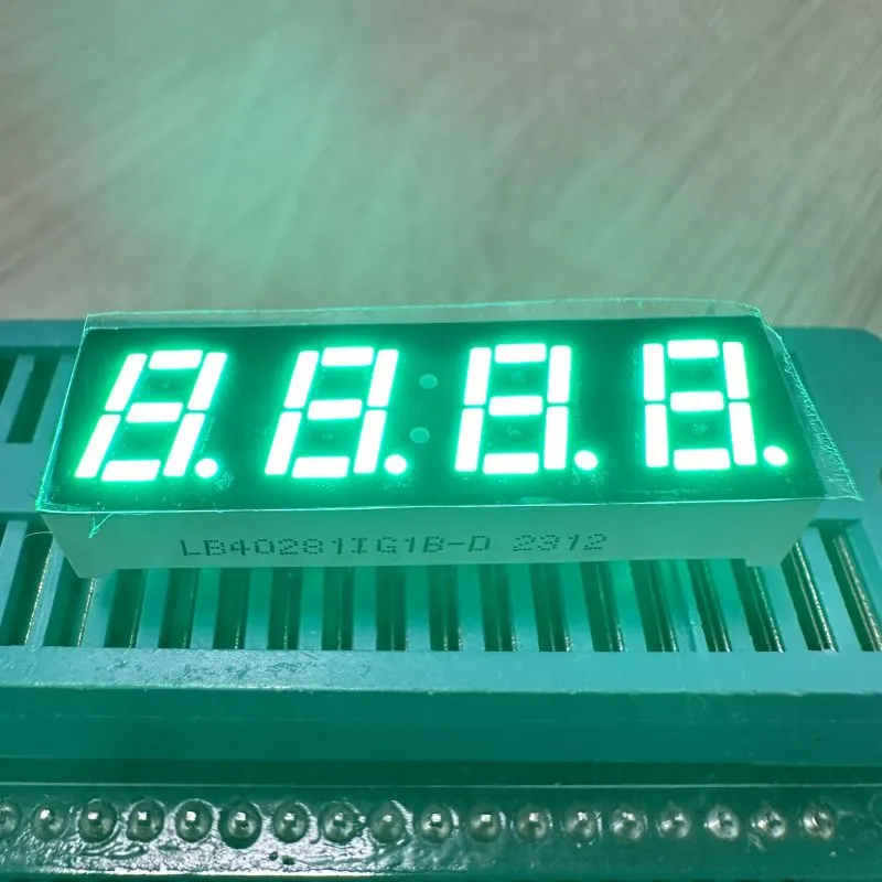 LEDディスプレイ 7 セグメント 4 桁 温度と湿度のための純緑色共通カソード 0